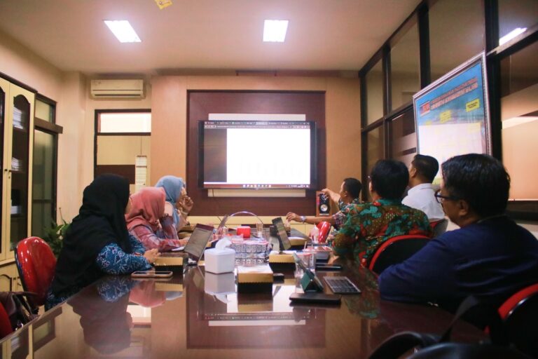 Jalin Hubungan Kolaboratif: Program Studi Informatika Universitas Muhammadiyah Malang Terima Undangan Benchmarking Kurikulum OBE dari Universitas Muhammadiyah Gresik