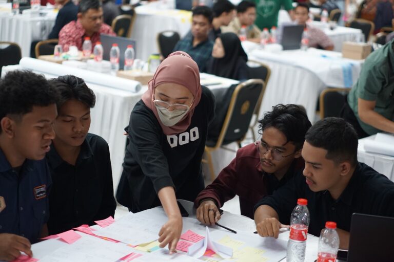 Hack4ID Day 2: Mahasiswa UMM dan 1000 Startup Digital Makin Kompetitif dalam Mewujudkan Solusi Green Tech